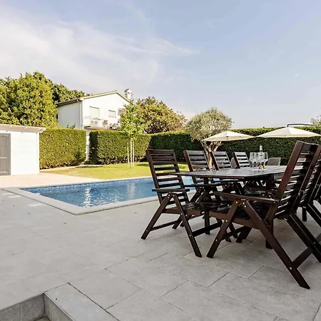 民宿 Modern House With Big Garden And Pool *
